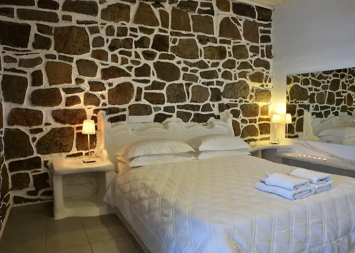 Hotel Adamas Hotel 2*